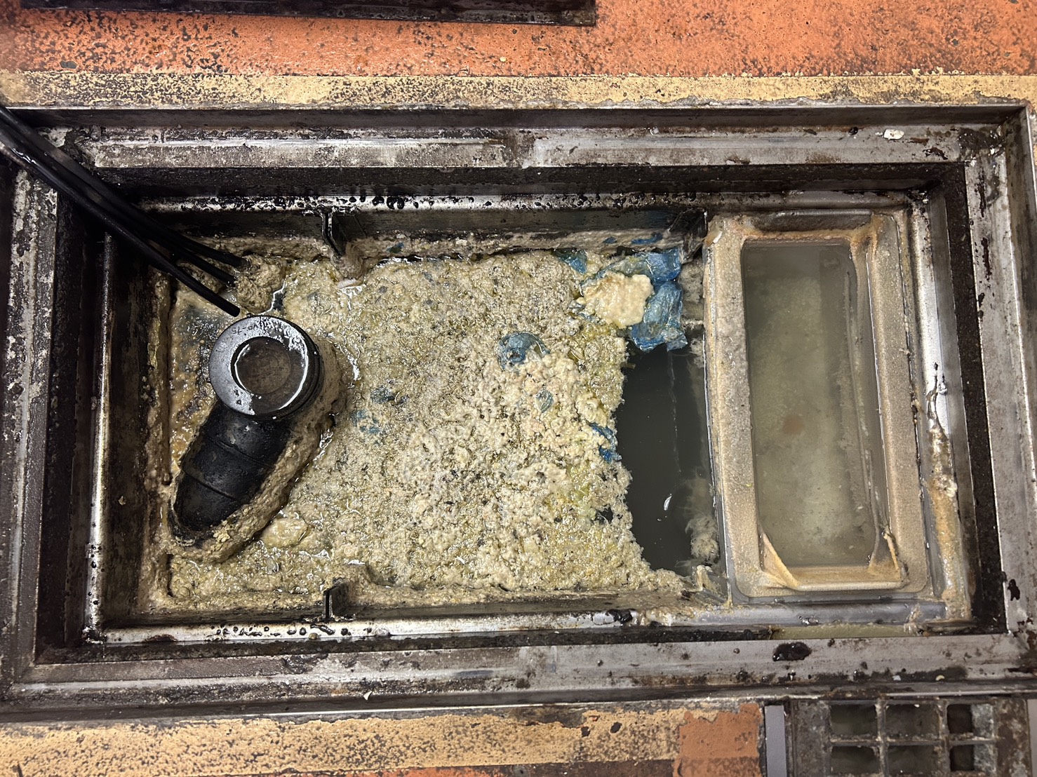 【札幌東区】グリストラップ清掃