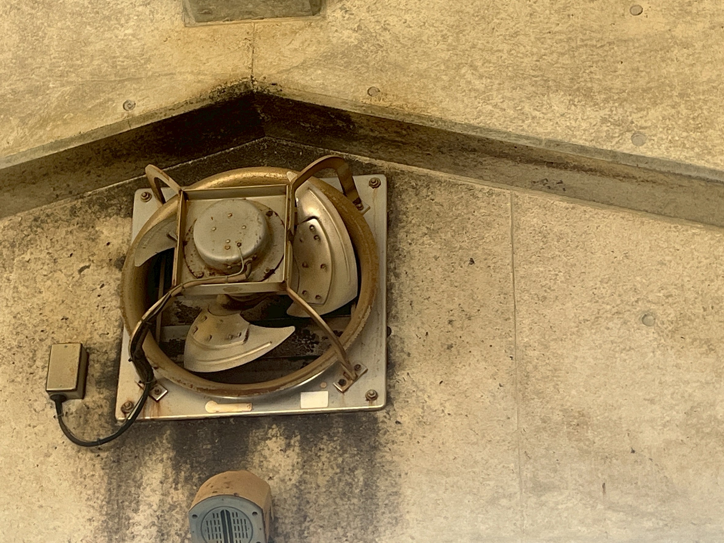 【岩見沢市】①浴場換気扇清掃